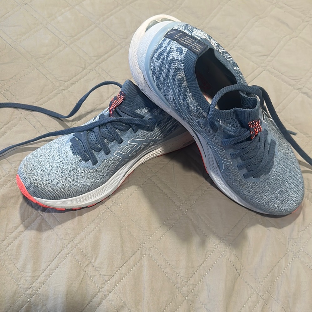 ASICS Women's Gel-Kayano 28 Mesh Knit Running Shoes